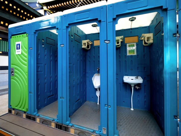 Best High-end porta potty rental  in Calverton Park, MO